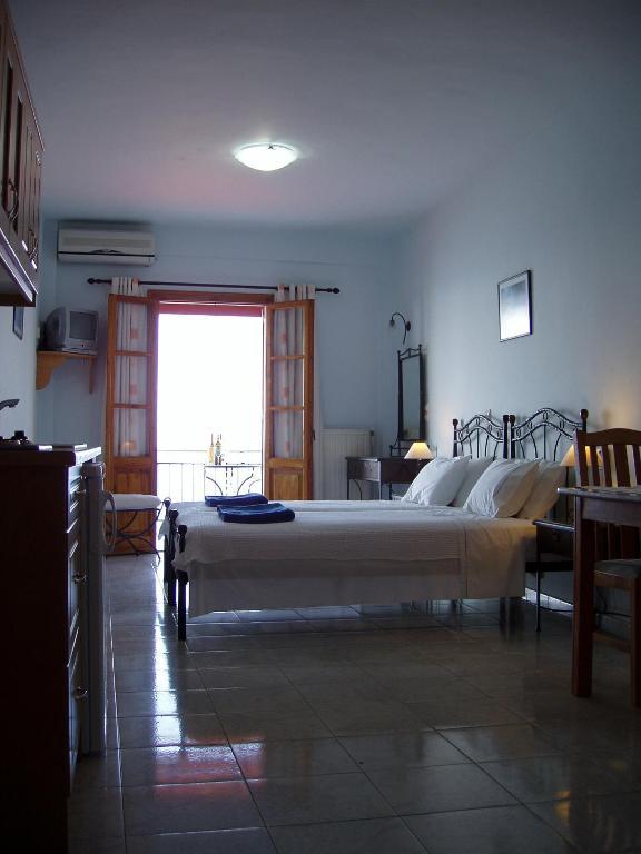 Anniska Hotel Kardhamili Bilik gambar