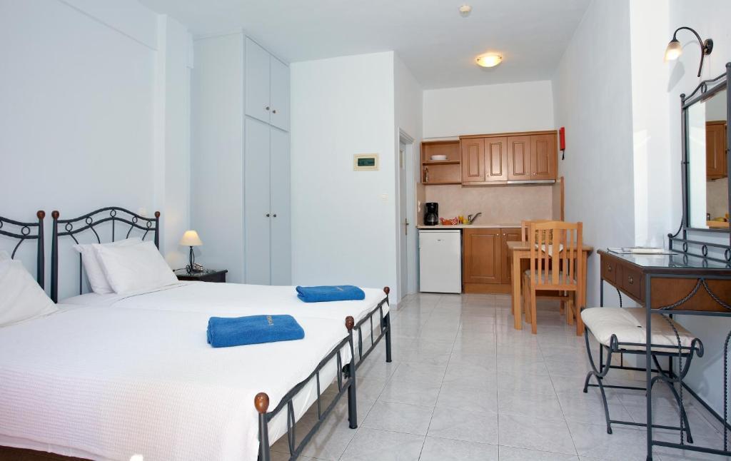 Anniska Hotel Kardhamili Bilik gambar